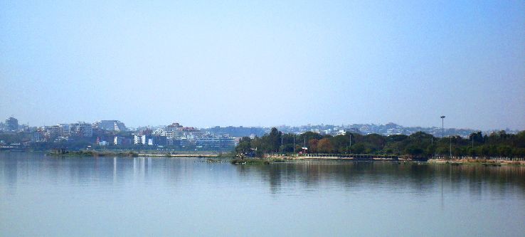 Hussain sagar Lake Trip Packages