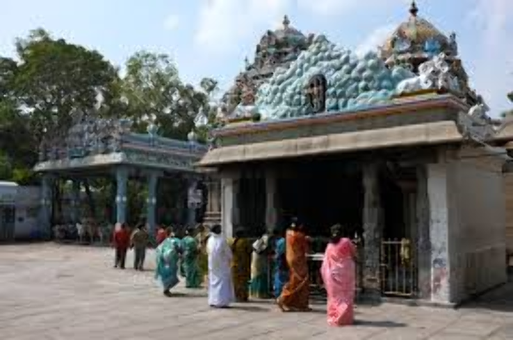 Kapaleeshwar Temple Trip Packages