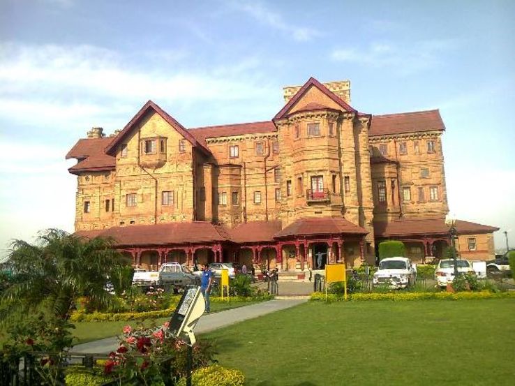 Amar Mahal Museum Trip Packages