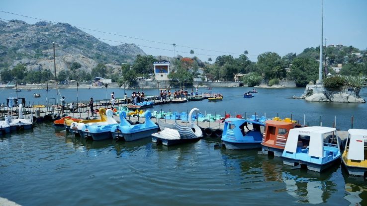 Nakki Lake Trip Packages