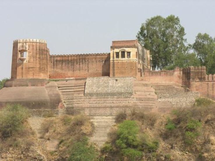 Akhnoor Fort Trip Packages