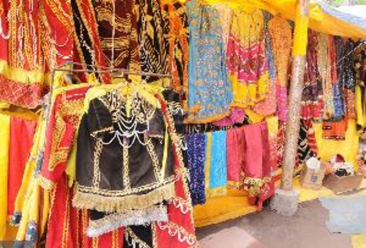 Mount Abu Bazaars Trip Packages