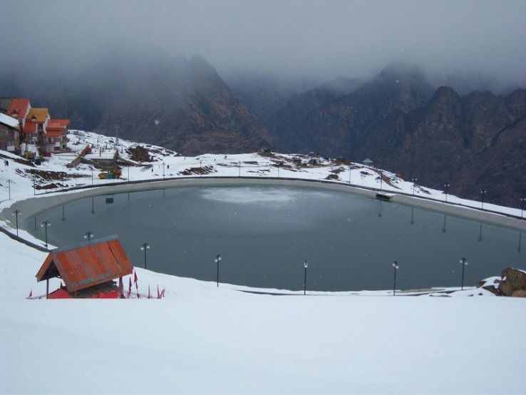 AULI ARTIFICIAL LAKE Trip Packages