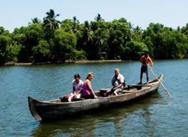 Ponnumthuruthu Island  Trip Packages