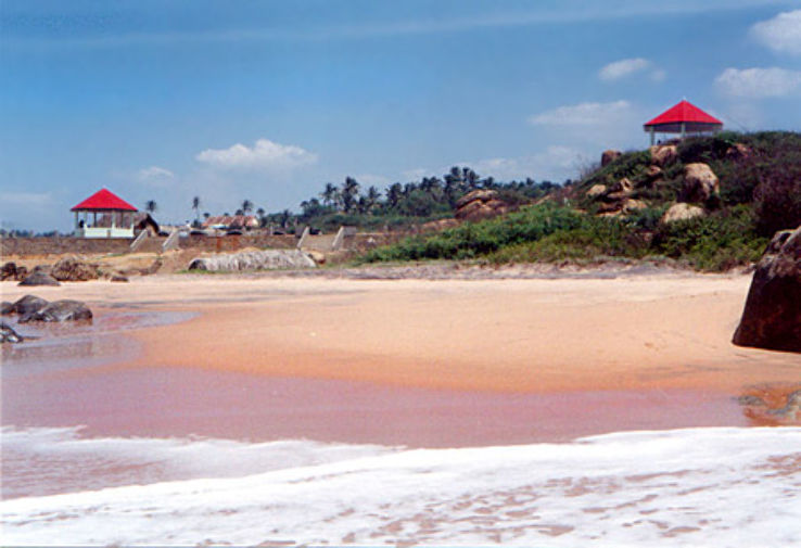 Sanguthurai Beach Trip Packages