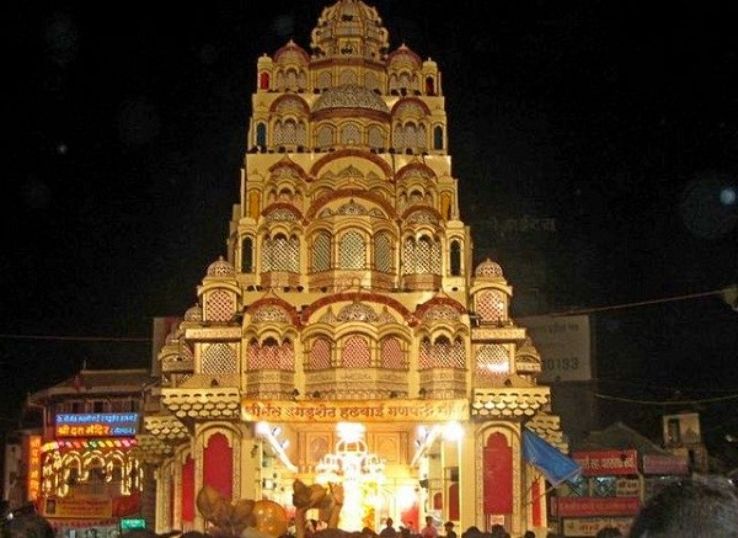 Dagdusheth Halwai Temple Trip Packages