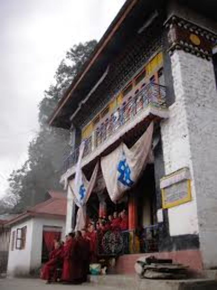 Brahmadung Nunnery Trip Packages