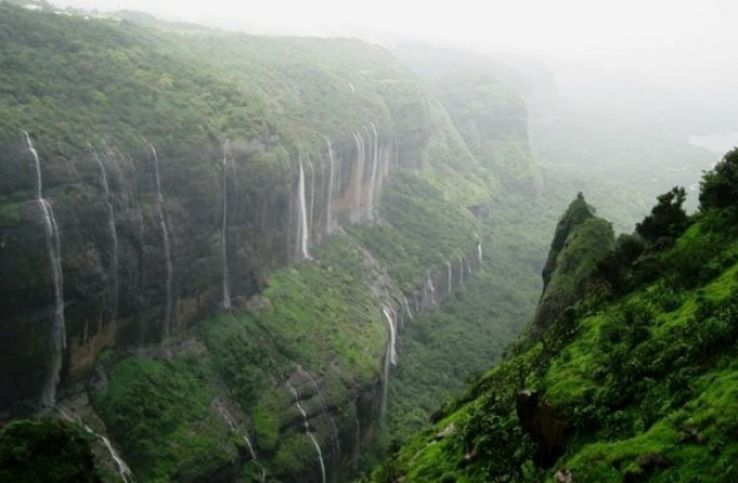 Trek to Andharban Trip Packages