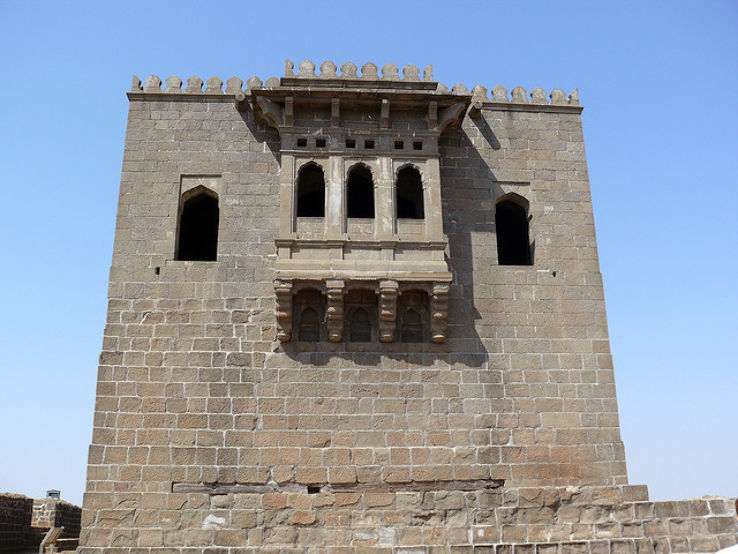 Shivneri Fort Trip Packages