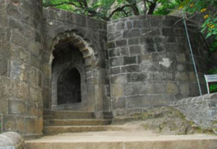 Shivneri Fort Trip Packages