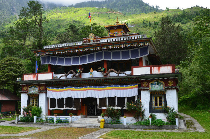 Lachung Monastery Trip Packages
