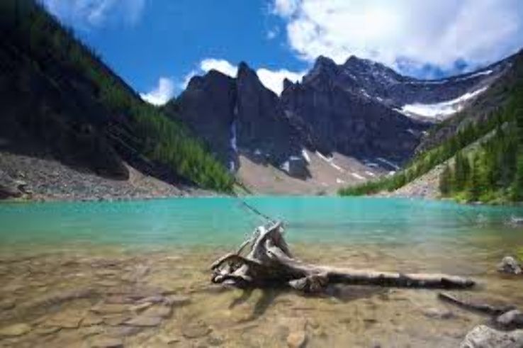 Lake Agnes  Trip Packages