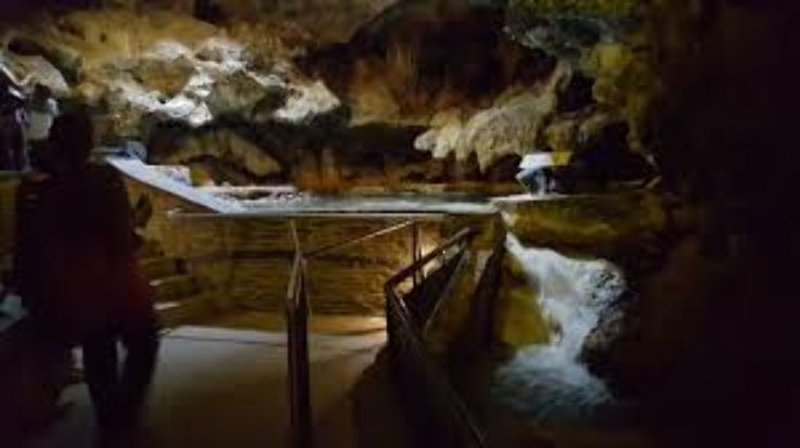 Cave and Basin National Historic Site  Trip Packages