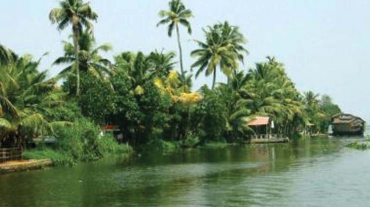 Vembanad Lake Trip Packages