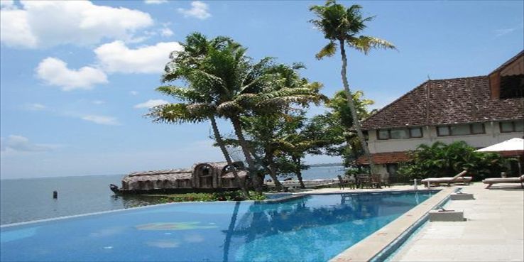 Vembanad Lake Trip Packages