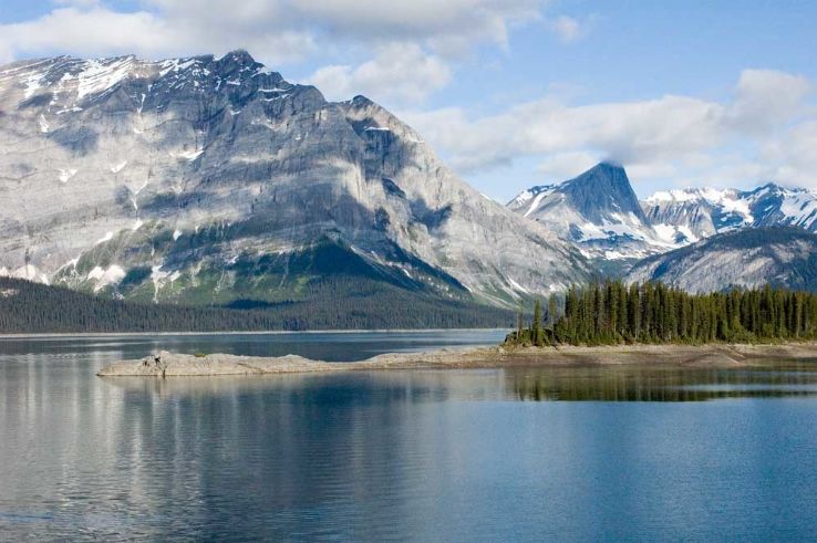 Peter Lougheed Provincial Park  Trip Packages
