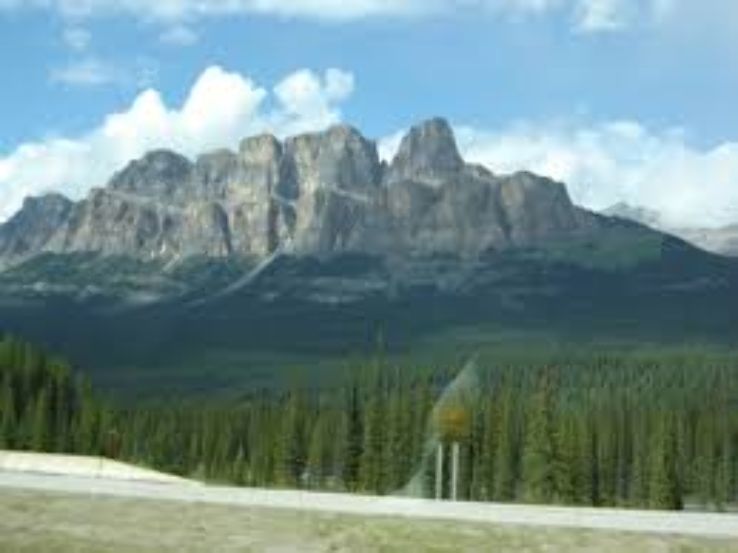 Castle Mountain  Trip Packages
