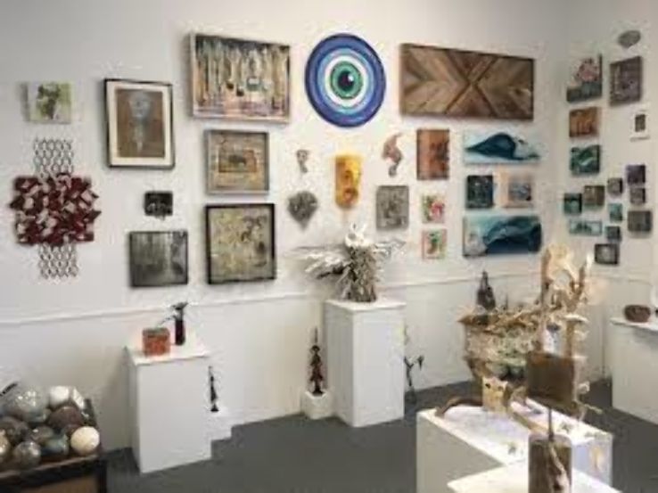 Bismarck Downtown Artist Cooperative Trip Packages