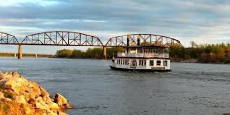 Lewis and Clark Riverboat Trip Packages