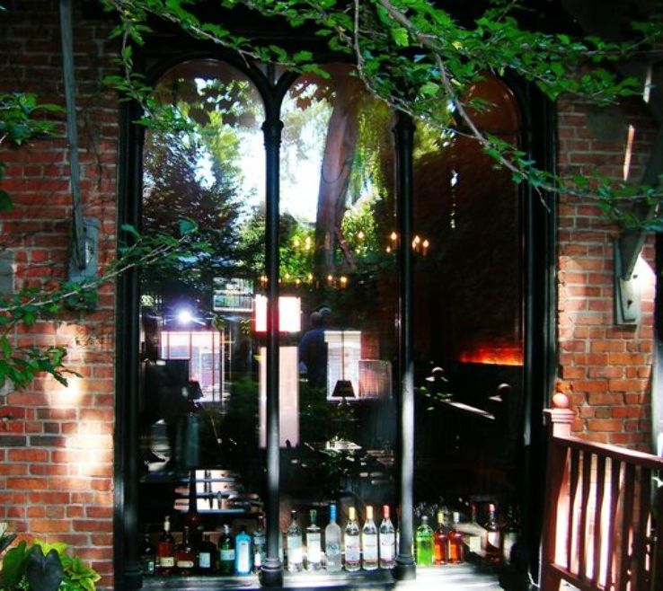 Red Dot Restaurant Trip Packages