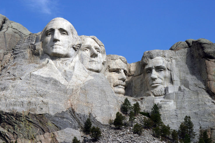 Mount Rushmore National Monument Trip Packages
