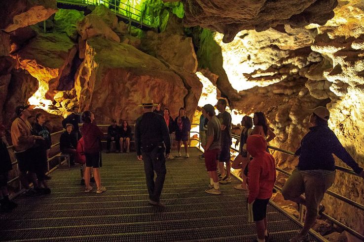 Jewel Cave National Monument Trip Packages