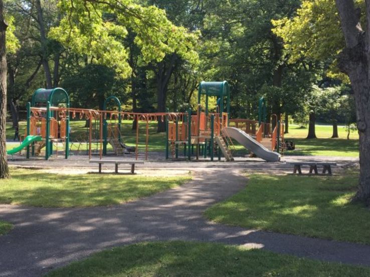 Cobbs Hill Park Trip Packages