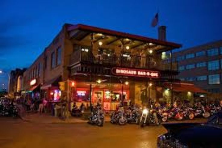 Dinosaur Bar-B-Que Trip Packages