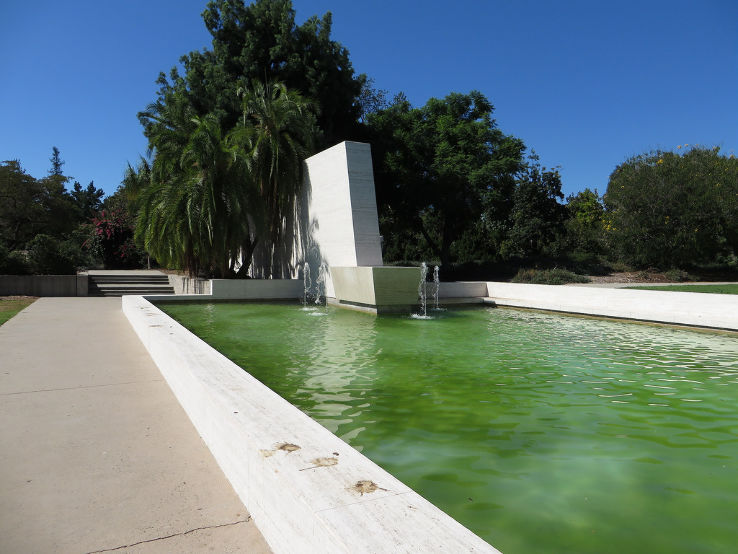 Los Angeles County Arboretum and Botanic Garden Trip Packages