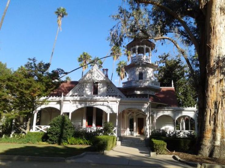 Queen Anne Cottage and Coach Barn Trip Packages