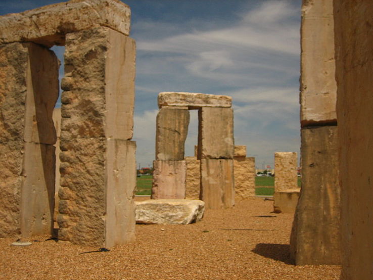 Stonehenge replica Trip Packages