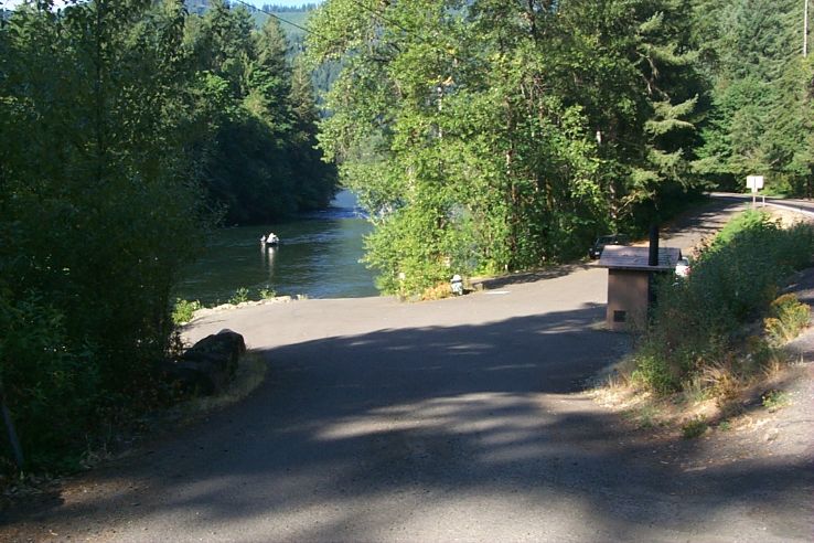 McKenzie River National Recreation Trail Trip Packages