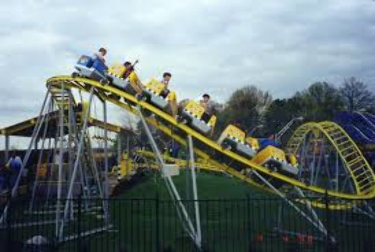 Paramount s Carowinds  Trip Packages
