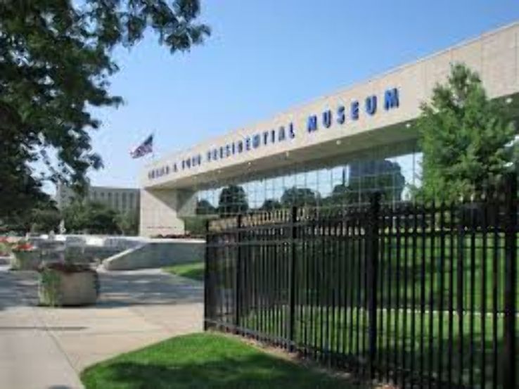 Gerald R. Ford Presidential Library  Trip Packages