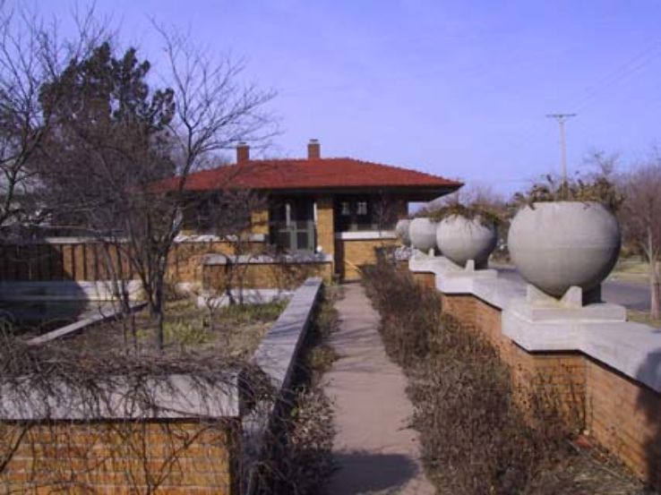 Frank Lloyd Wrights Allen House Trip Packages