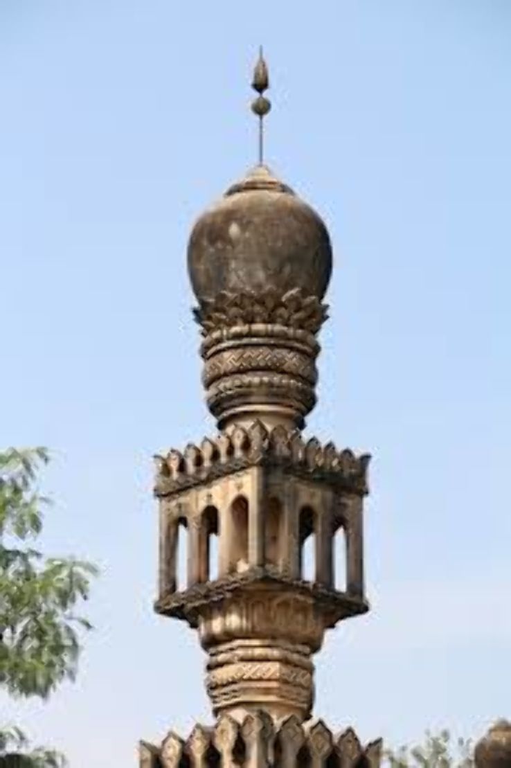 Qutb Shahi tombs  Trip Packages