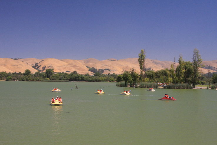 Central Park and Lake Elizabeth Trip Packages