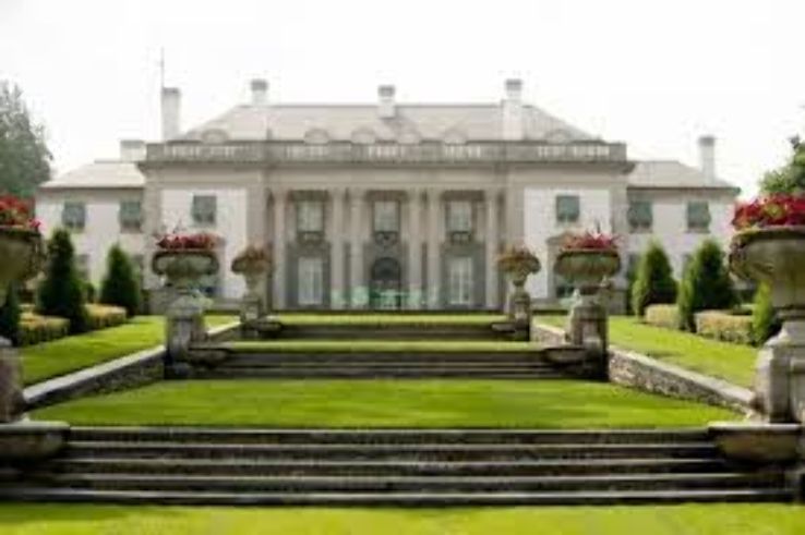 Nemours Mansion & Gardens Trip Packages