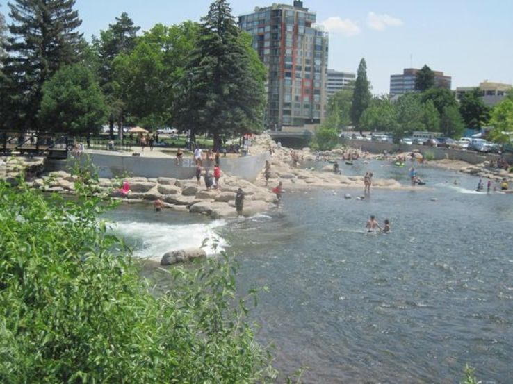 Reno Riverwalk District Trip Packages