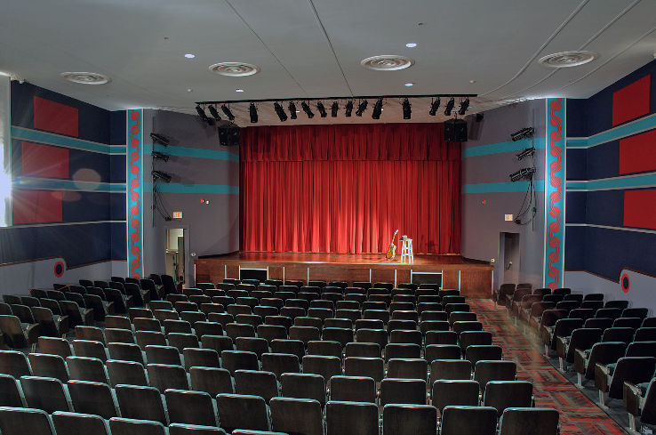 Don Gibson Theater Trip Packages