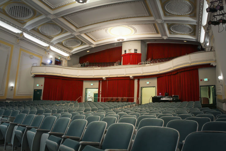 Broadway Center for the Performing Arts Trip Packages