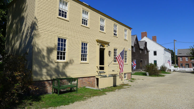 Strawbery  Banke Museum  Trip Packages