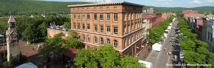 Cornings Gaffer District Trip Packages