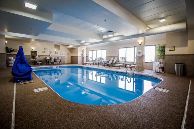 Tiffin Glass Museum Trip Packages