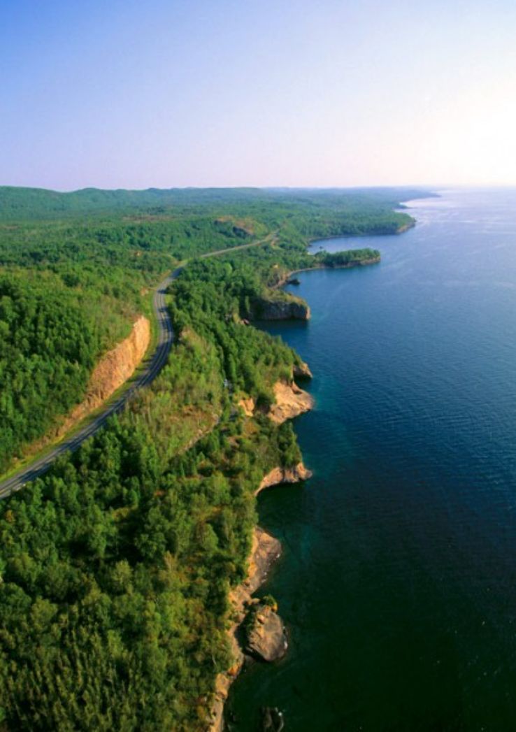 North Shore Scenic Drive Trip Packages