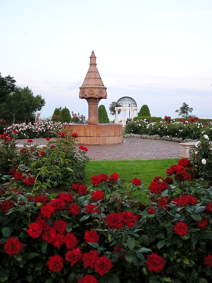 Leif Erickson Park & Rose Garden Trip Packages