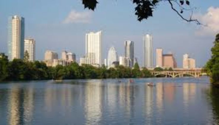 Lady Bird Lake Trip Packages