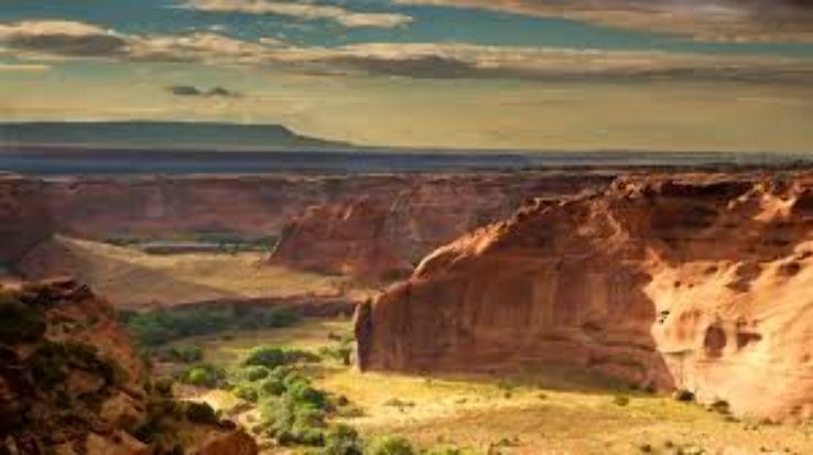 Canyon De Chelly National Monument Trip Packages