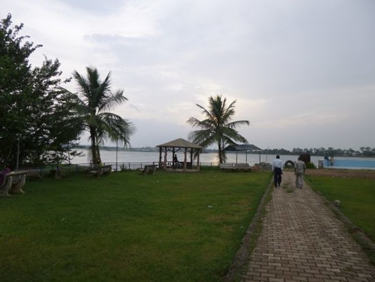 Dalpat Sagar Lake Trip Packages