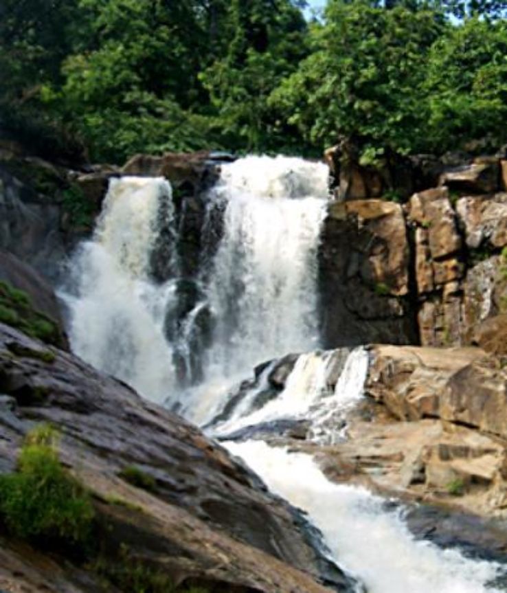 Mandwa falls Trip Packages